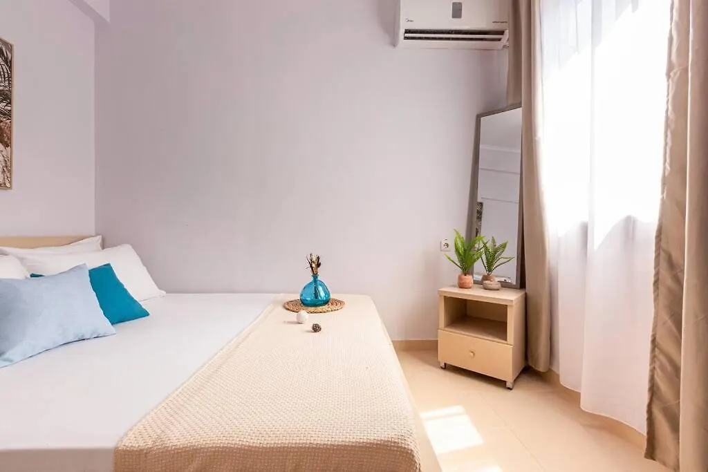 Himara City 25 - Central & Beach Access